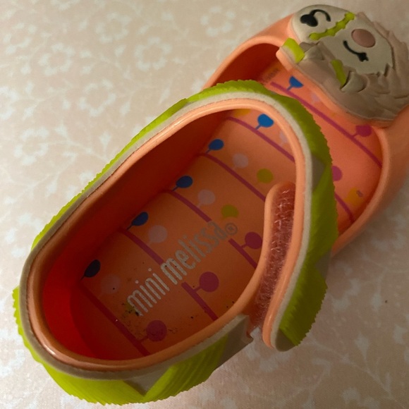Mini Melissa shoes. Size 5. Color orange. - Picture 2 of 6